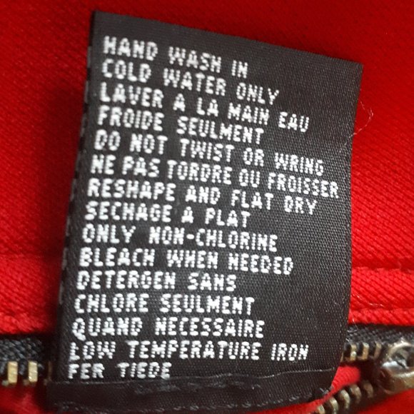 Spanner Sport two sided vest red one side and black the other side insulated. - Picture 5 of 6